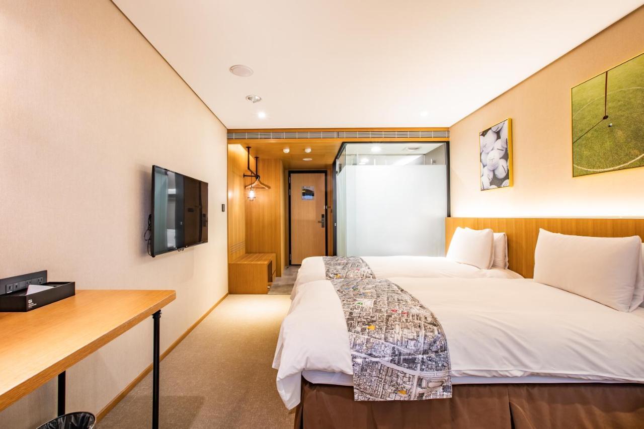 Mega Hotel Chiayi Exterior foto